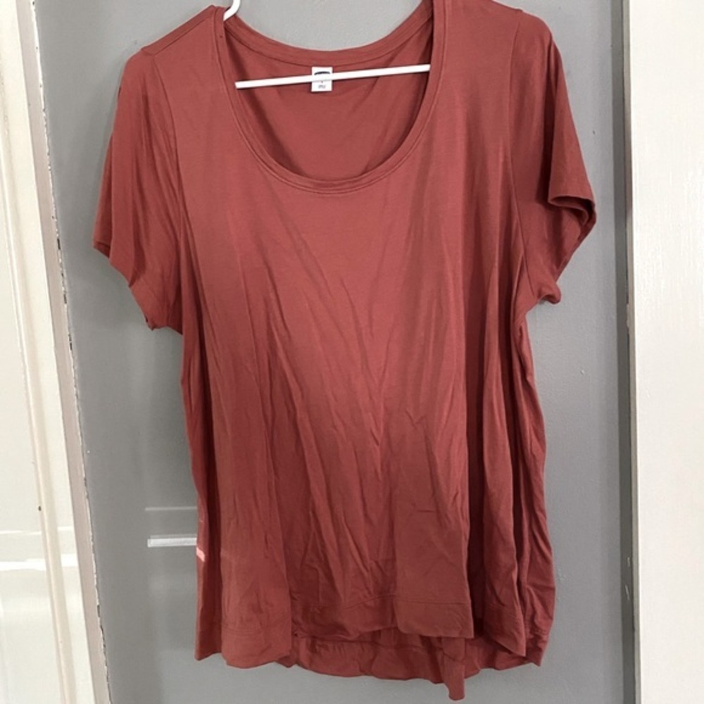 Old Navy Rust Color Shirt•Large•Never Worn